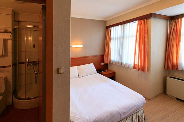 Std. Double Bed Room